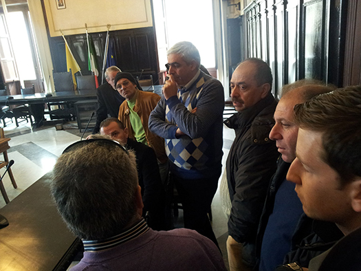 Il Sindaco di Carini Agrusa riceve i commercianti di Villagrazia